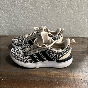 Adidas women shoes size 5.5